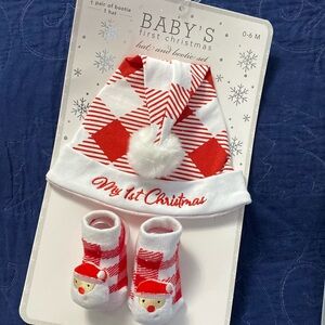 NWT Baby’s First Christmas Hat and Booties - Size 0-6M